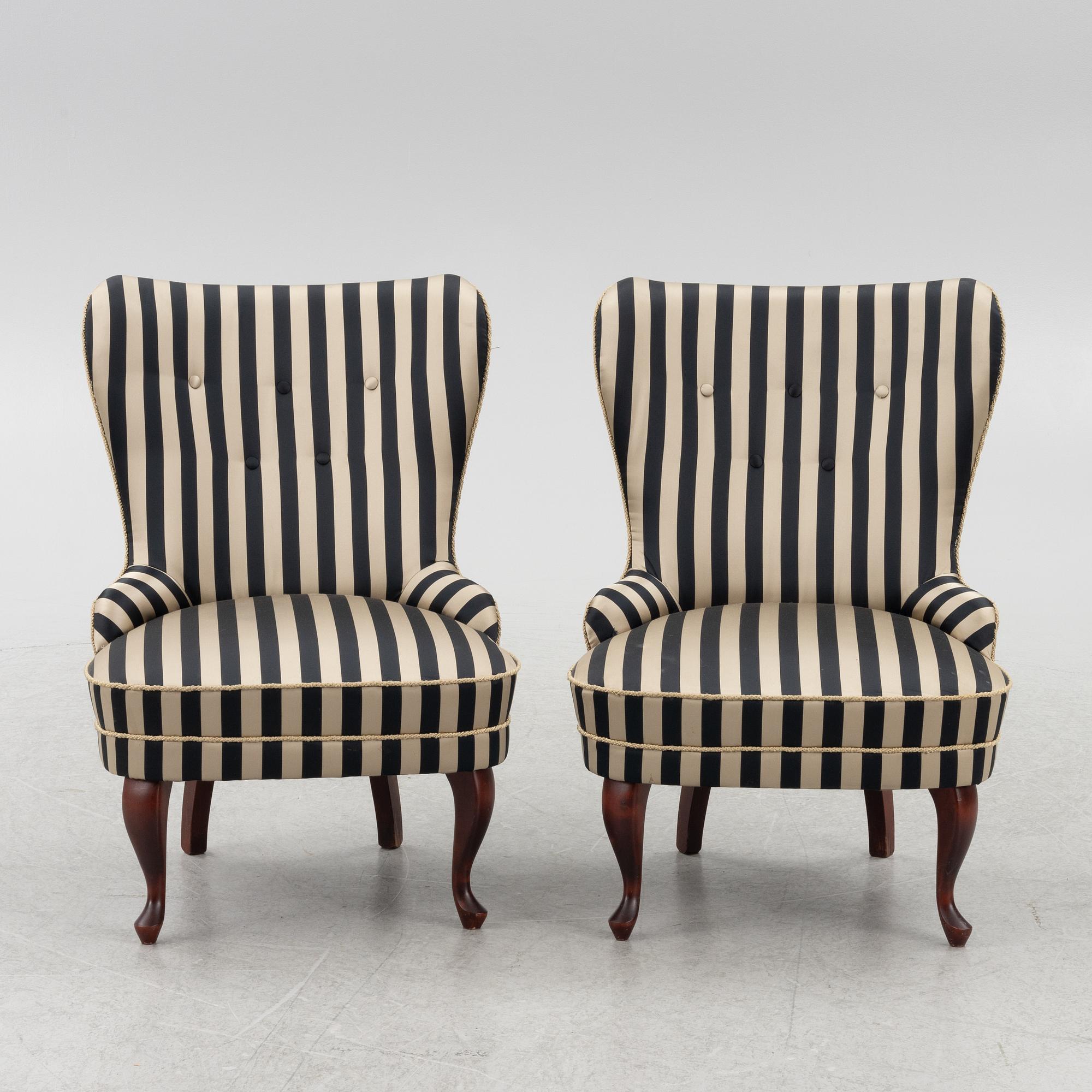Armchairs, a pair, first half of the 20th century.