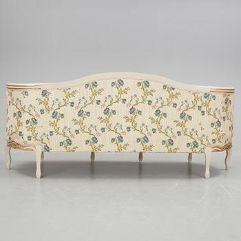 BADKARSSOFFA, rokokostil, 1900-talets första hälft.