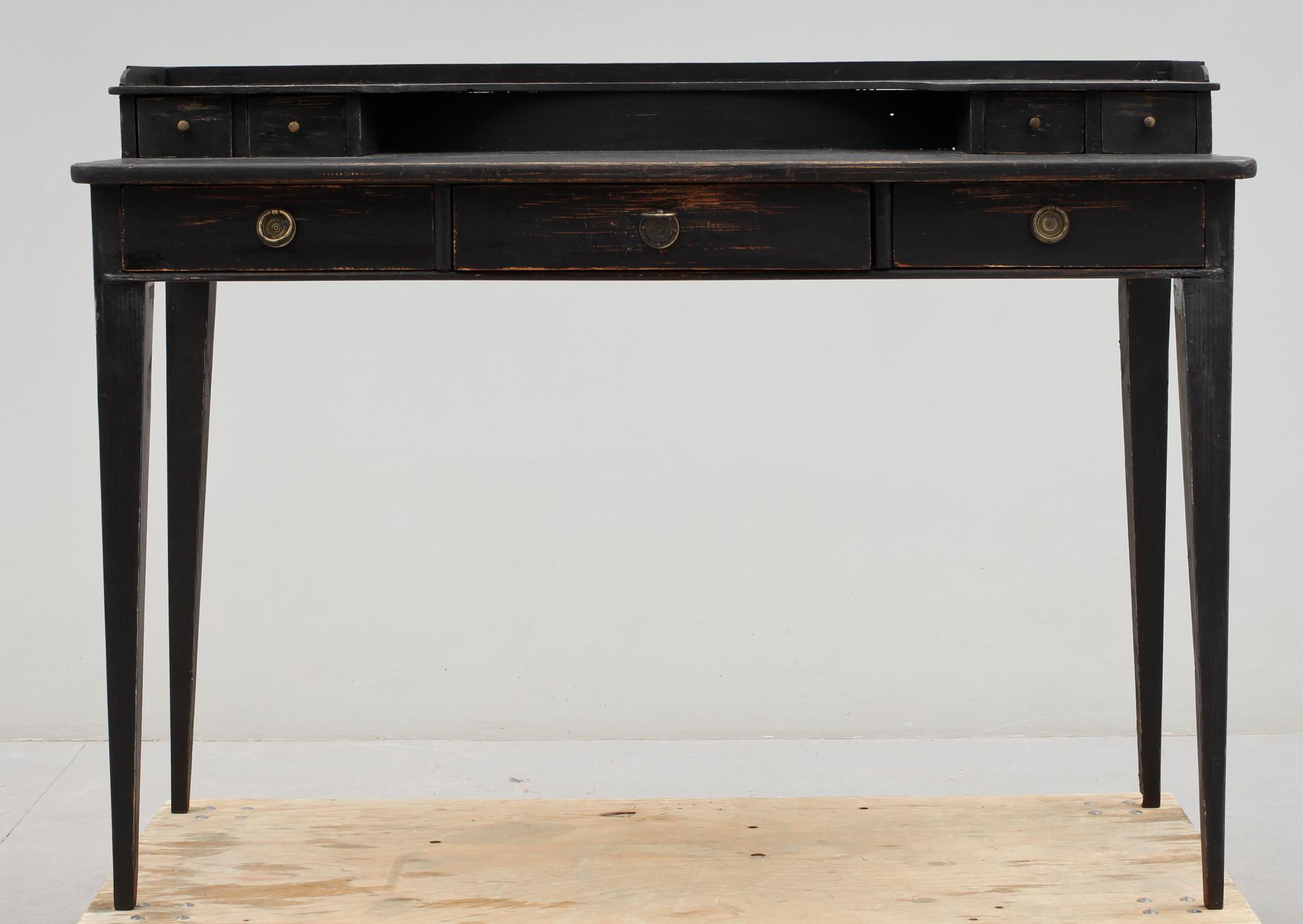 SKRIVBORD, gustaviansk stil, 1900-talets början.