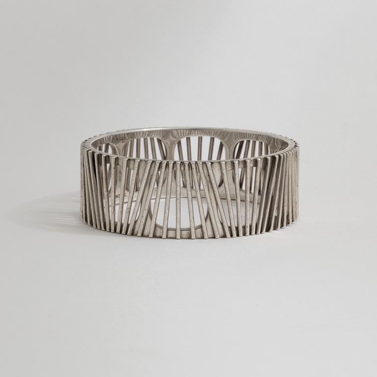 A bracelt by Bent Knudsen.