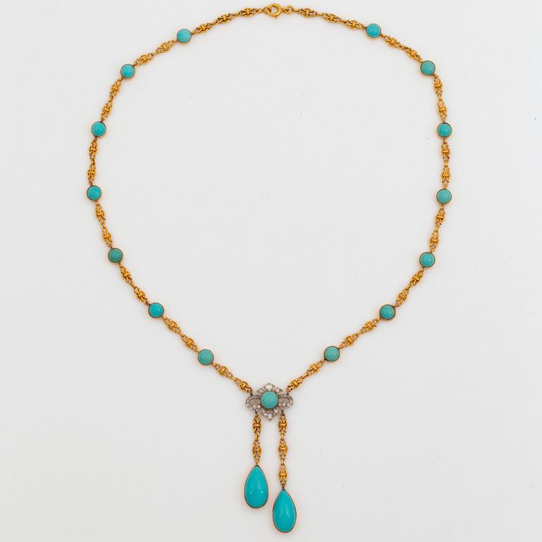 An 18K gold and platinum necklace set with turquoises and old-cut diamonds.