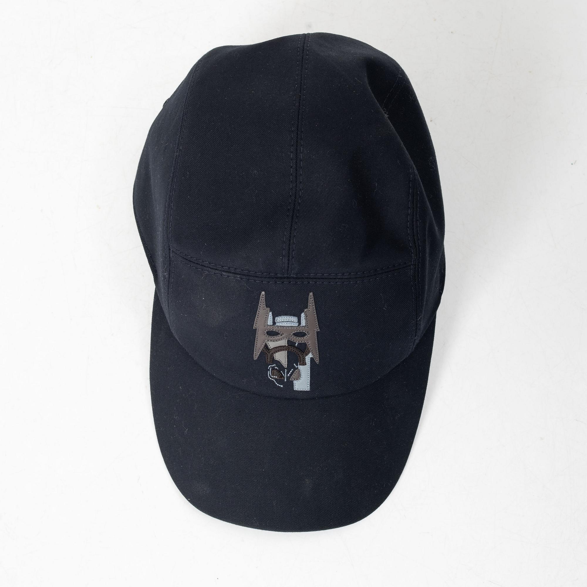 Hermès, Cap, “Nevada Super H Cap”, size 60.