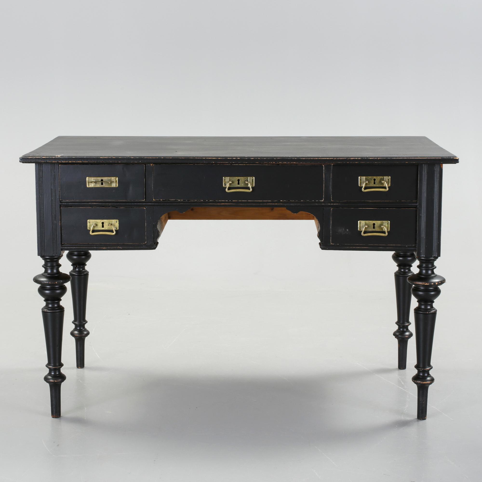 SKRIVBORD, nyrenässans, 1800-talets slut.