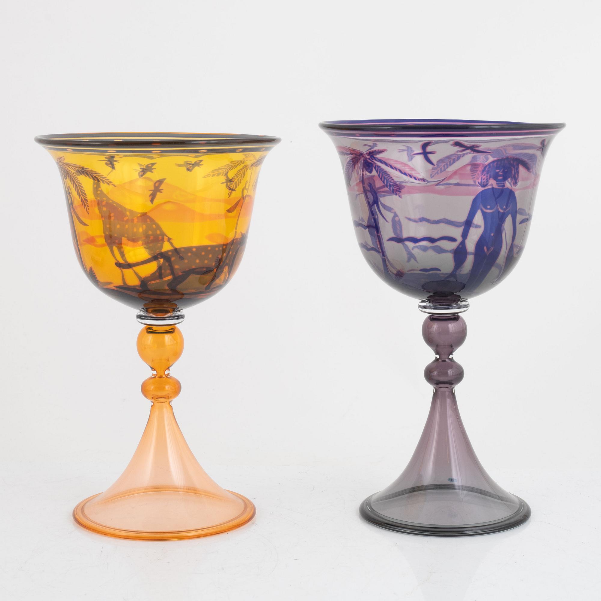 Wilke Adolfsson, glaspokaler, 2 st, 1988, signerade.