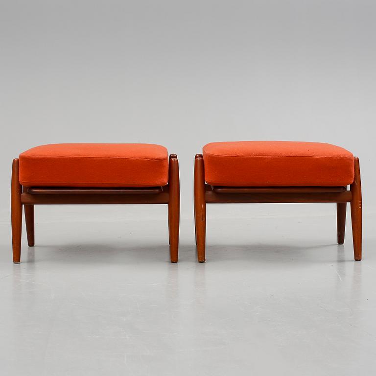 FOTPALLAR, ett par, "GE-240"/"Cigarren", Hans J Wegner, 1900-talets andra hälft.