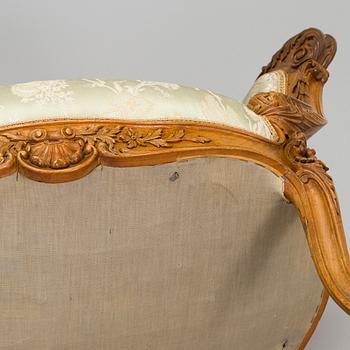 Soffa och fåtöljer, ett par, omkring 1900.