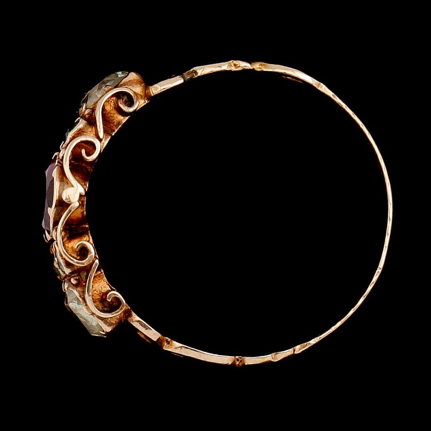 RING, 14 k guld, tidigt 1900-tal. Vikt ca 2 g.