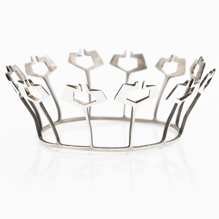 PA Lundahl-Terrs, a crown, two bracelets, a brooch, a earring, and a pendant, silver, Stockholm and Växjö, among others 1961.