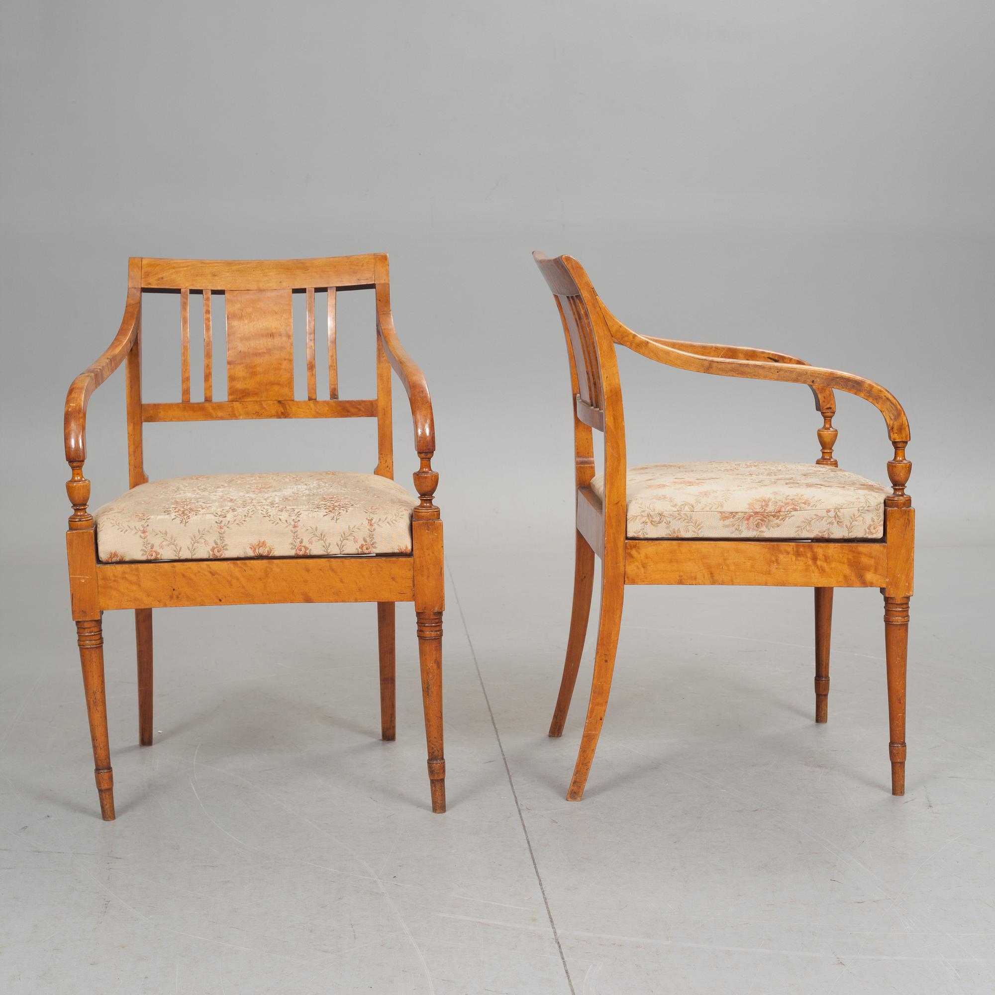 KARMSTOLAR, ett par, empire, 1800-talets första hälft.