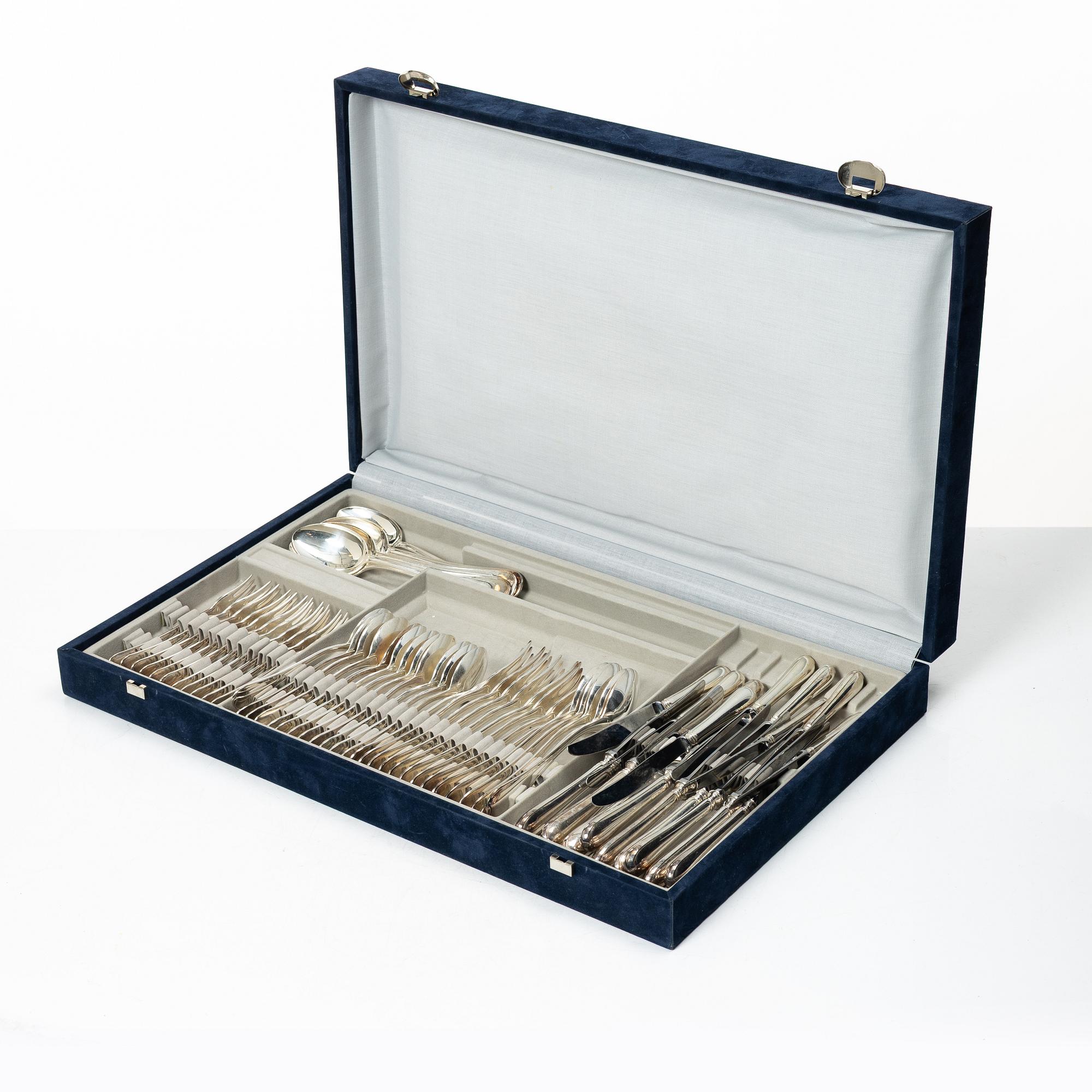 A Swedish silver cutlery set with case, model "Svensk", Lidköpings Matsilver Ab, Lidköping 1997 (60 pieces).