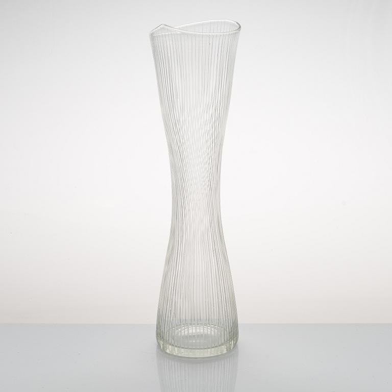 Tapio Wirkkala, a '3509' vase signed Tapio Wirkkala Iittala.