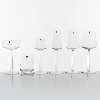 Alfredo Härbeli, a 48-piece "Essence" glass service, Iittala, Finland, 21st century.