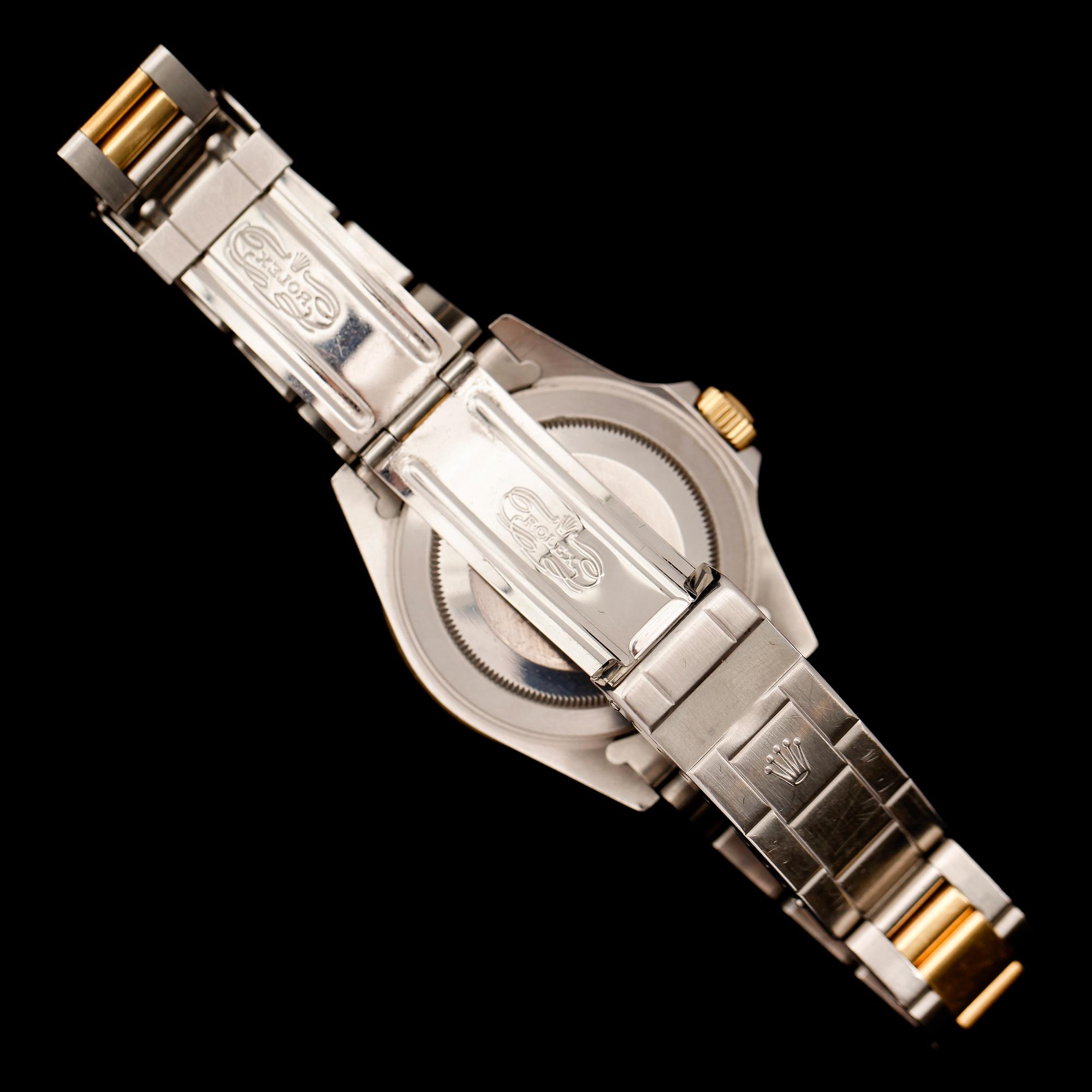 ARMBANDSUR, Rolex Oyster Perpetual Date, Submariner, Superlative Chronometer.