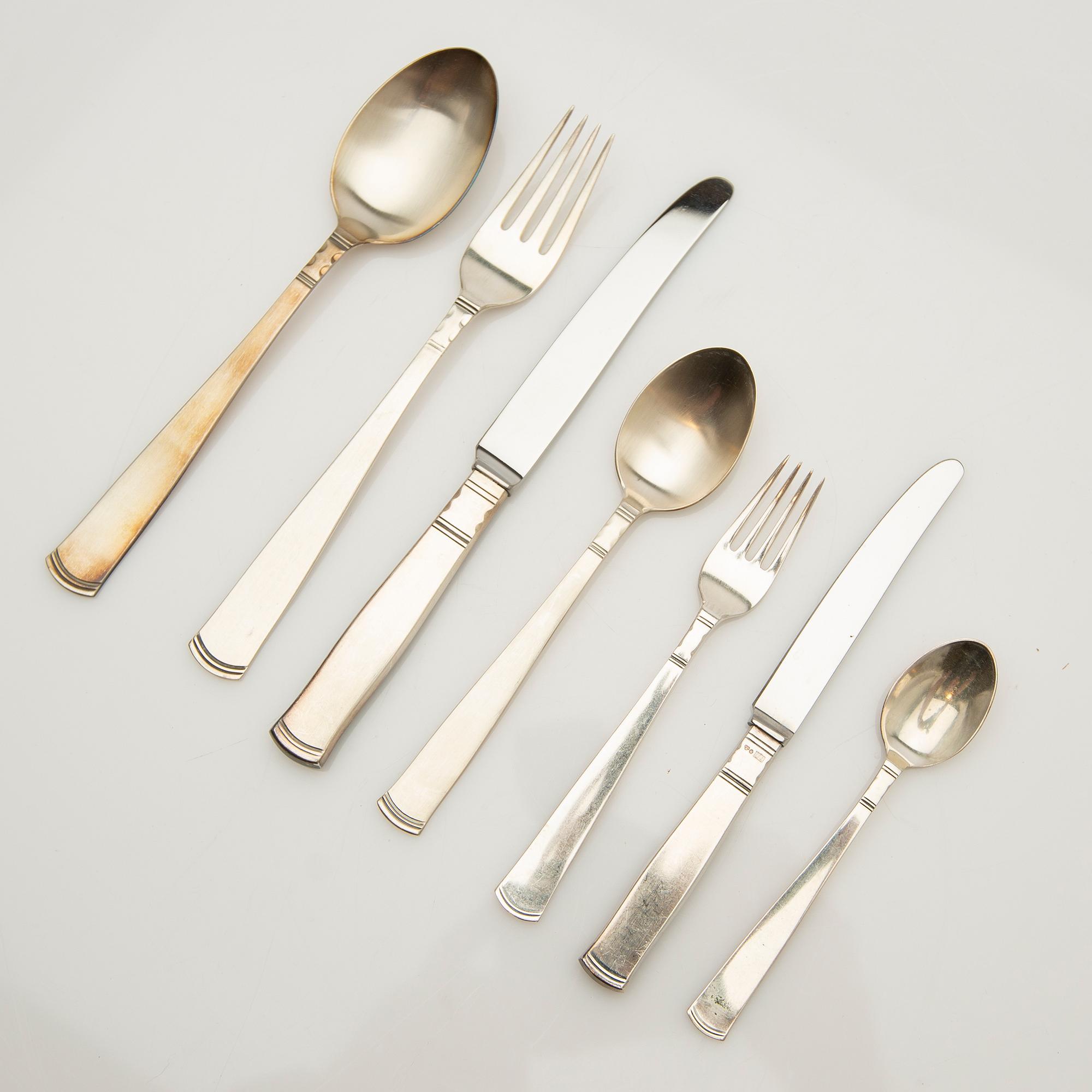 Jacob Ängman, bestickuppsättning, 106 delar, silver, "Rosenholm", GAB, Stockholm, 1900-talets andra hälft.