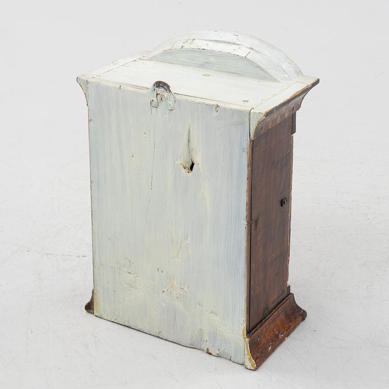 Hängskåp, allmoge Dalarna, daterat 1812.