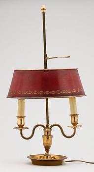 BORDSLAMPA. Empirestil. 1900-talets första hälft.