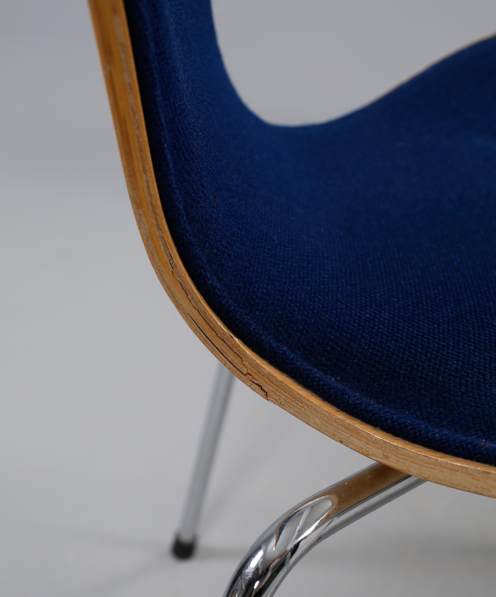 STOLAR, 2 + 4, "Sjuan", Arne Jacobsen, Friitz Hansen, 1991.