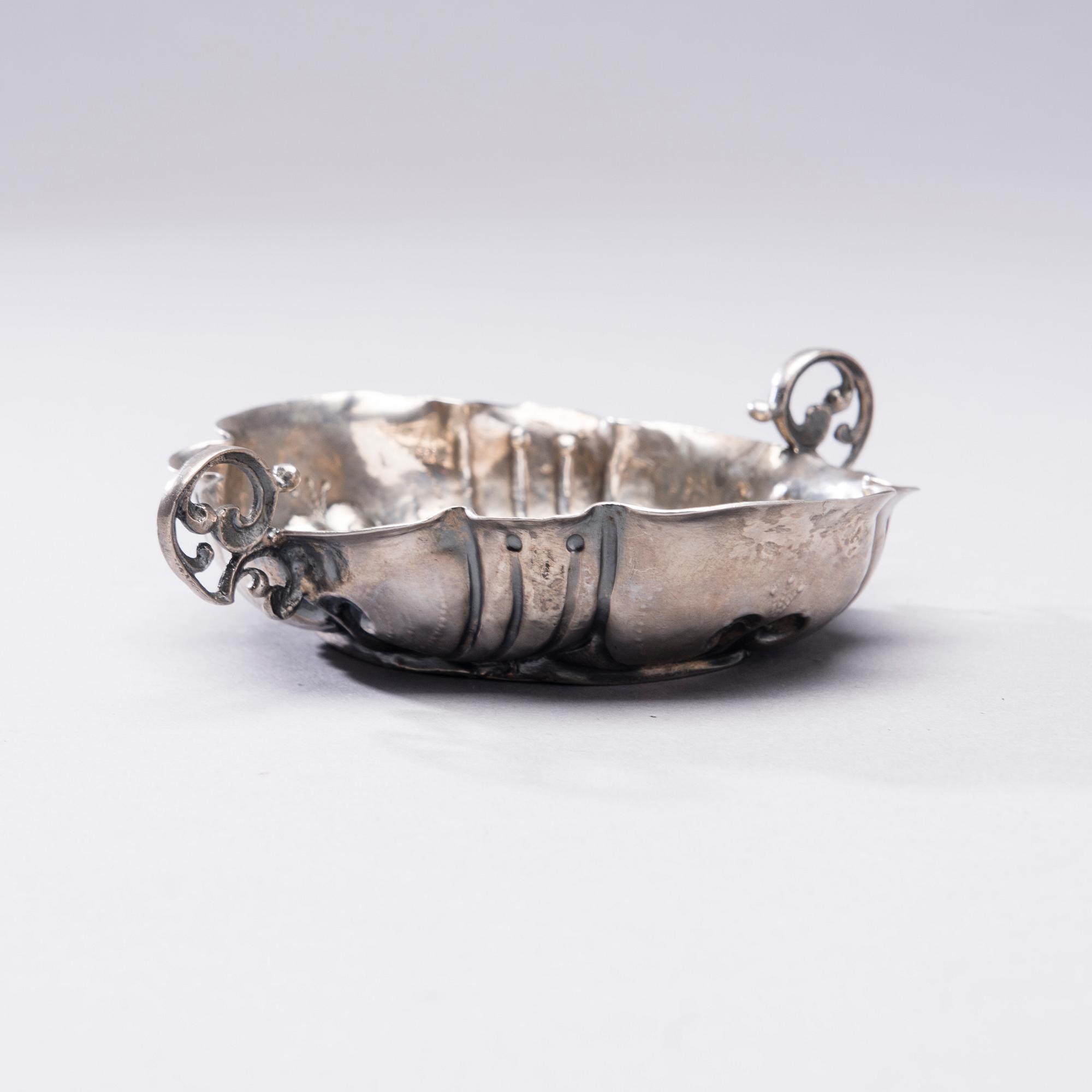 SWEET-MEAT BOWL, silver, probably Germany first half of the 18th century.