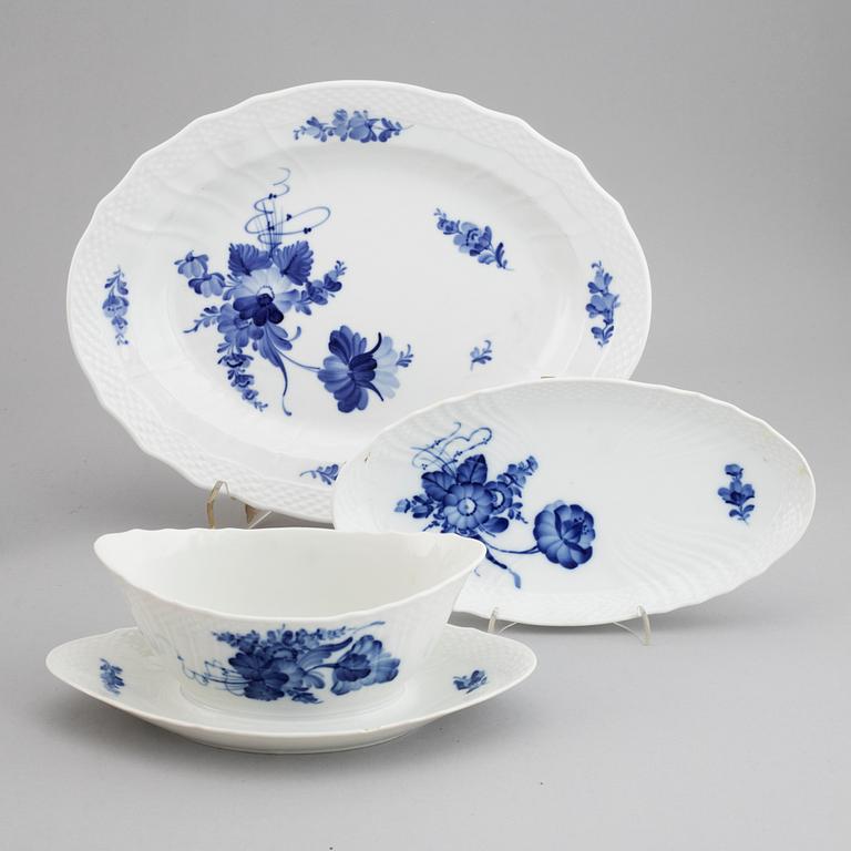 SERVIS,  Royal Copenhagen, Blå Blomst, ca 80 delar, Danmark.