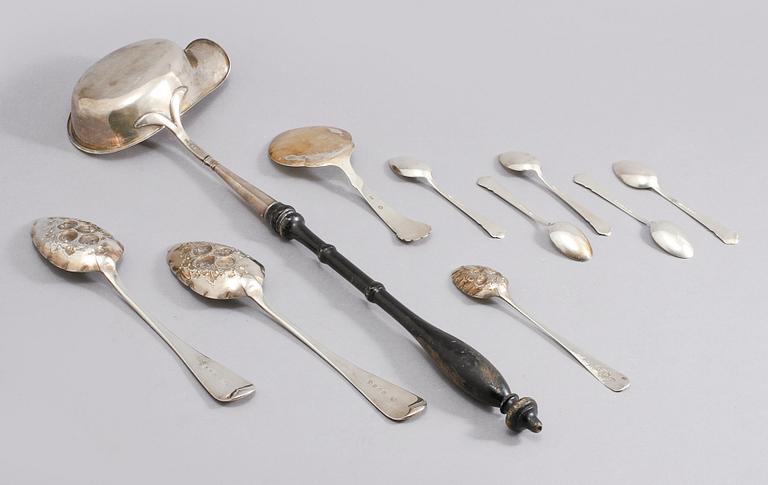 PARTI SILVER, 10 delar, Sverige, Danmark och England, 1800- och 1900-tal, vikt ca 330 gram.