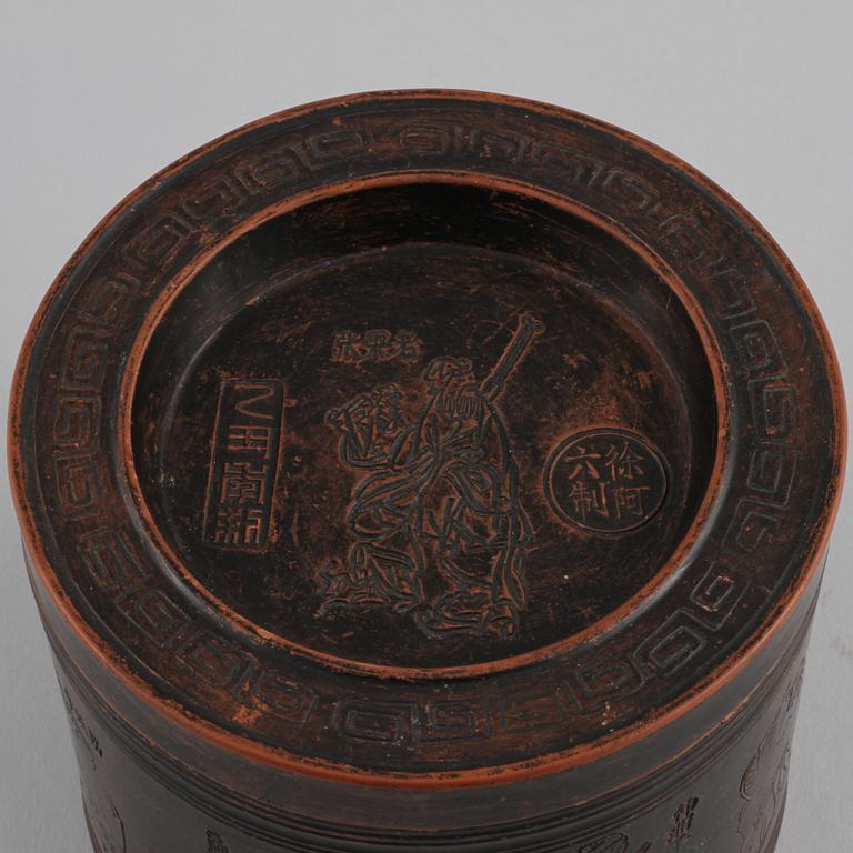 BURK med LOCK, stengods, Kina, troligen 1900-tal.