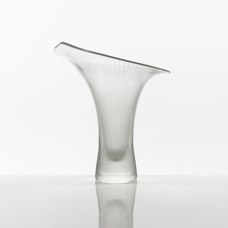 Tapio Wirkkala, vase, "Kanttarell", signed Tapio Wirkkala, Iittala -55.