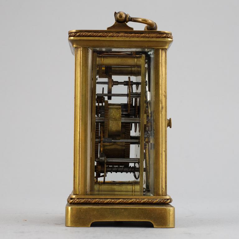 A set of five carriage and miniature clocks, 19th/20th Century.