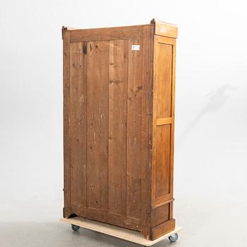 Cabinet/display cabinet, 20th century.