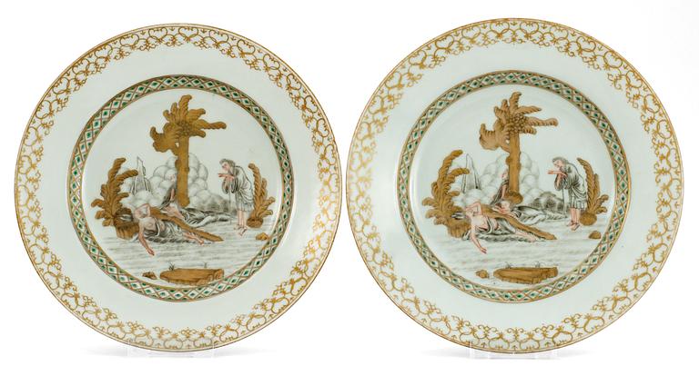 A pair of Grisaille dishes, Presumably Samson, 19th Century.