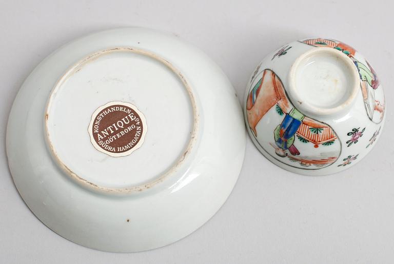 TESKÅL MED FAT, porslin, Kina, 1700-tal.