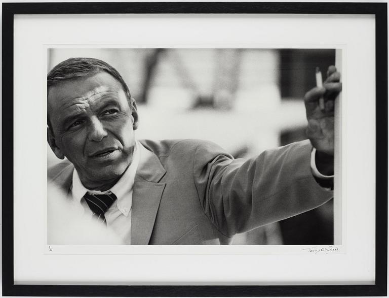 Terry O'Neill, "Frank Sinatra, Miami, 1968".