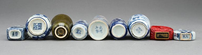 SNUSFLASKOR, mestadels porslin, 9 st, 1900-tal.