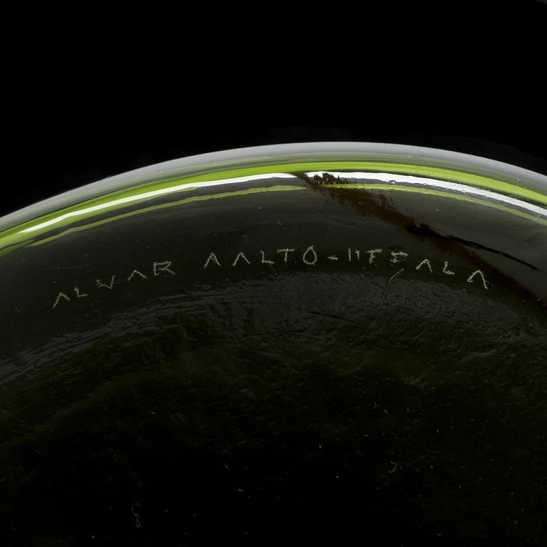 Alvar Aalto, lautanen malli3900-37, signeerattu Alvar Aalto Iittala. 1950-luku.