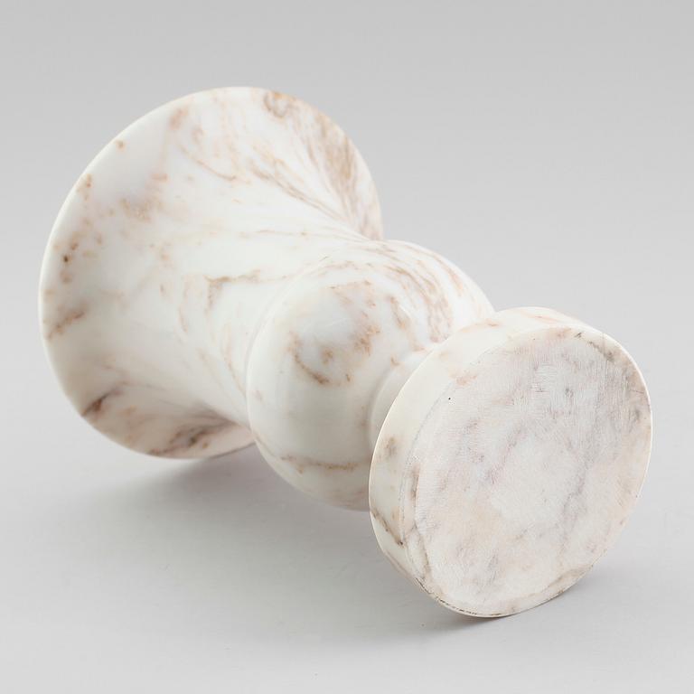 URNA, marmor 1900-/2000-tal.