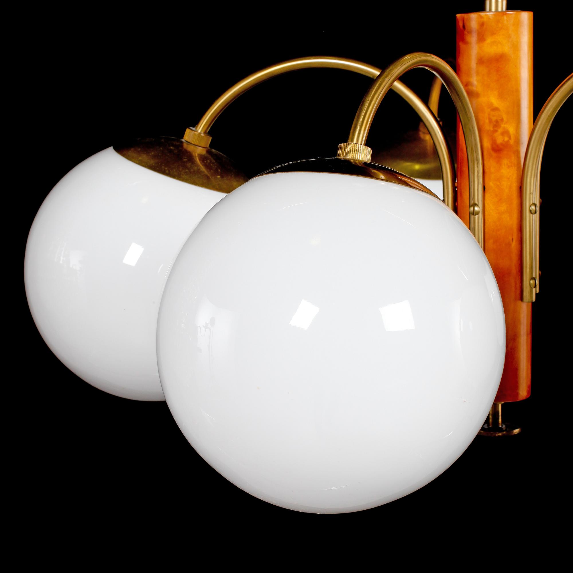 TAKLAMPA, art déco, 1900-talets första hälft. Höjd 56 cm.