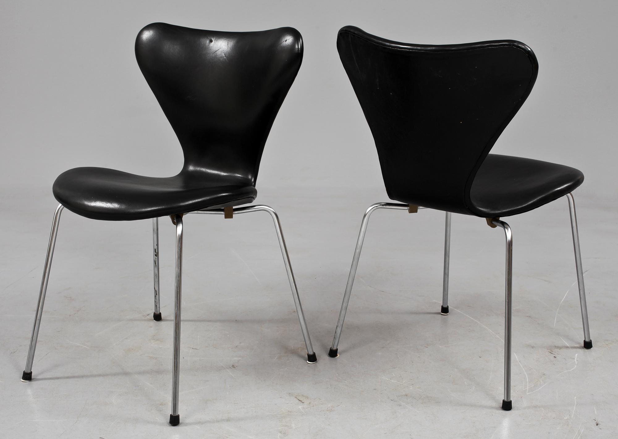 STOLAR, 4 st, "Sjuan", Arne Jacobsen, Fritz Hansen, 1900-talets tredje kvartal.