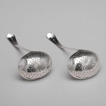 A pair of Baltic sugar-bowls and spoons, mark of Johann Gottfried Möring, Reval (1790-1818 (1820)).