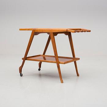 SERVERINGSVAGN, 1900-talets mitt.