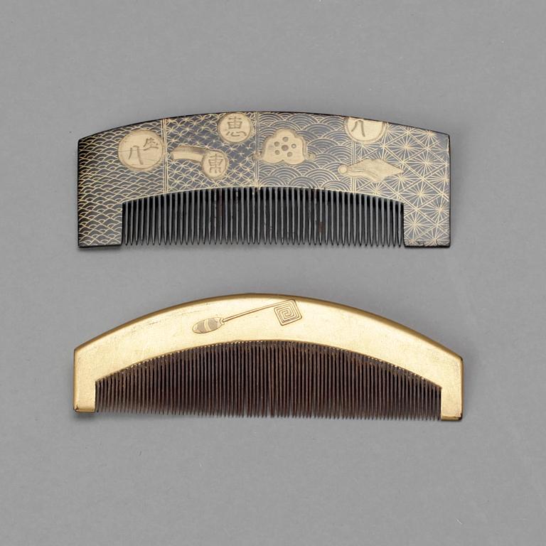 HÅRKAMMAR, 2 st, lack, Japan, 1800/1900.
