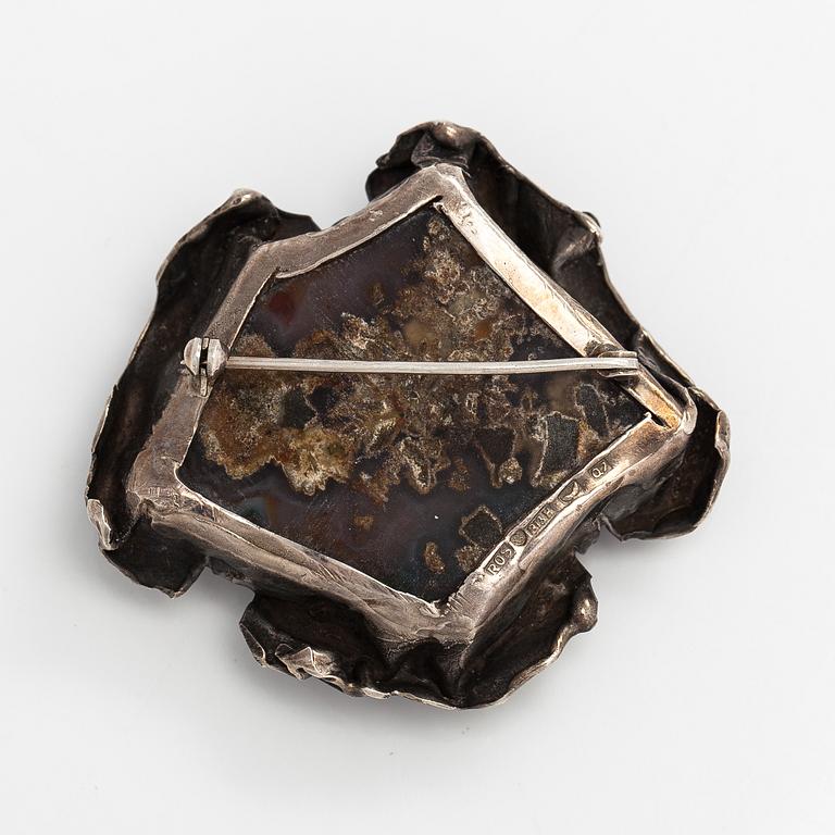 Reino Saastamoinen, A silver and amethyst brooch. Helsinki 1969.