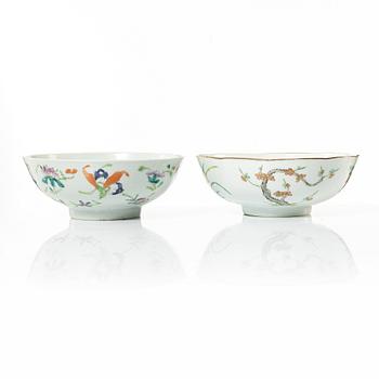 Two Chinese porcelain bowls, 19th Century.