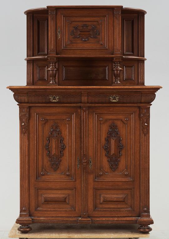 SKÄNKSKÅP, nyrenässans, 1800-talets slut.