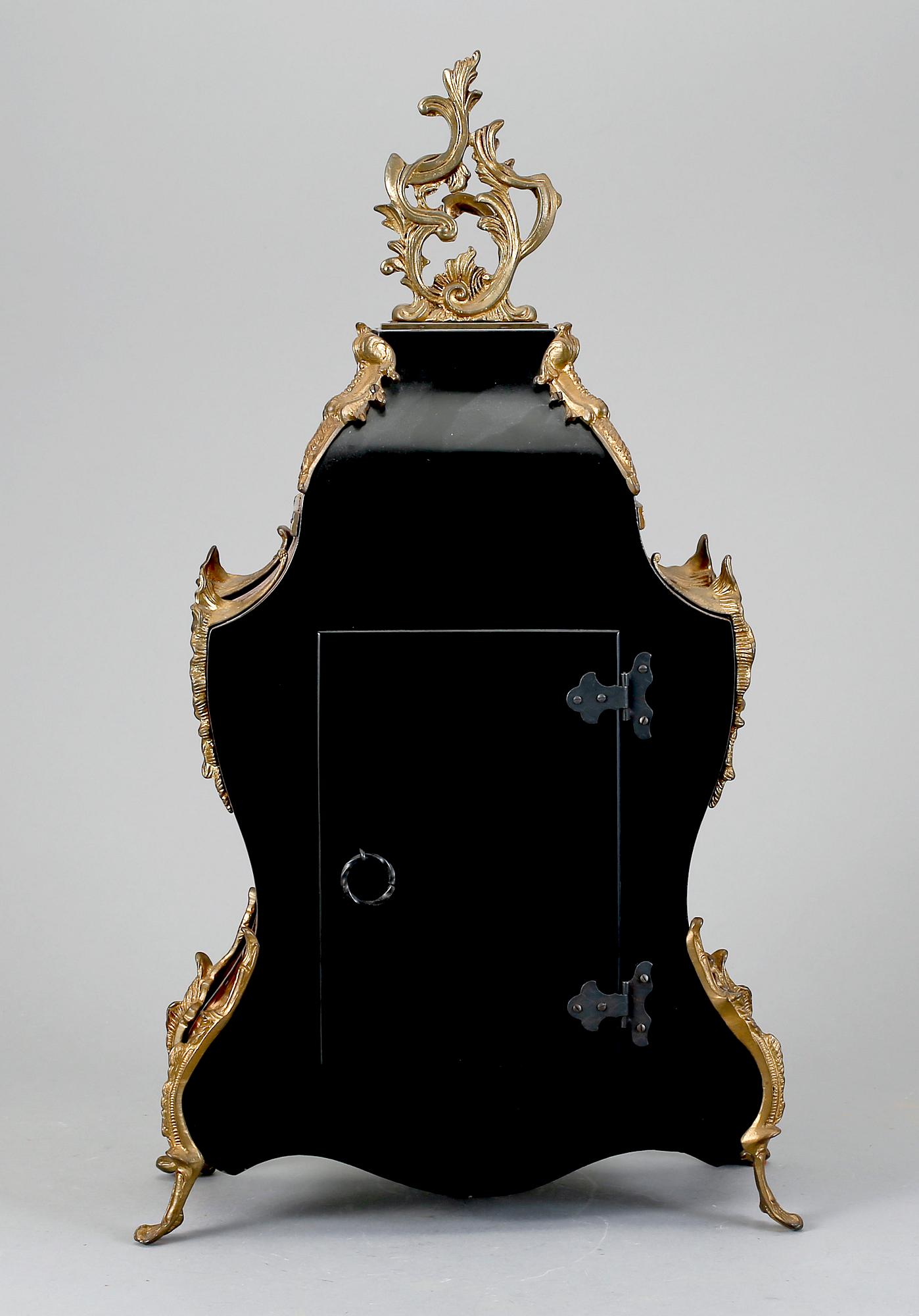 BORDSPENDYL, Boulle-stil, omkring år 1900.