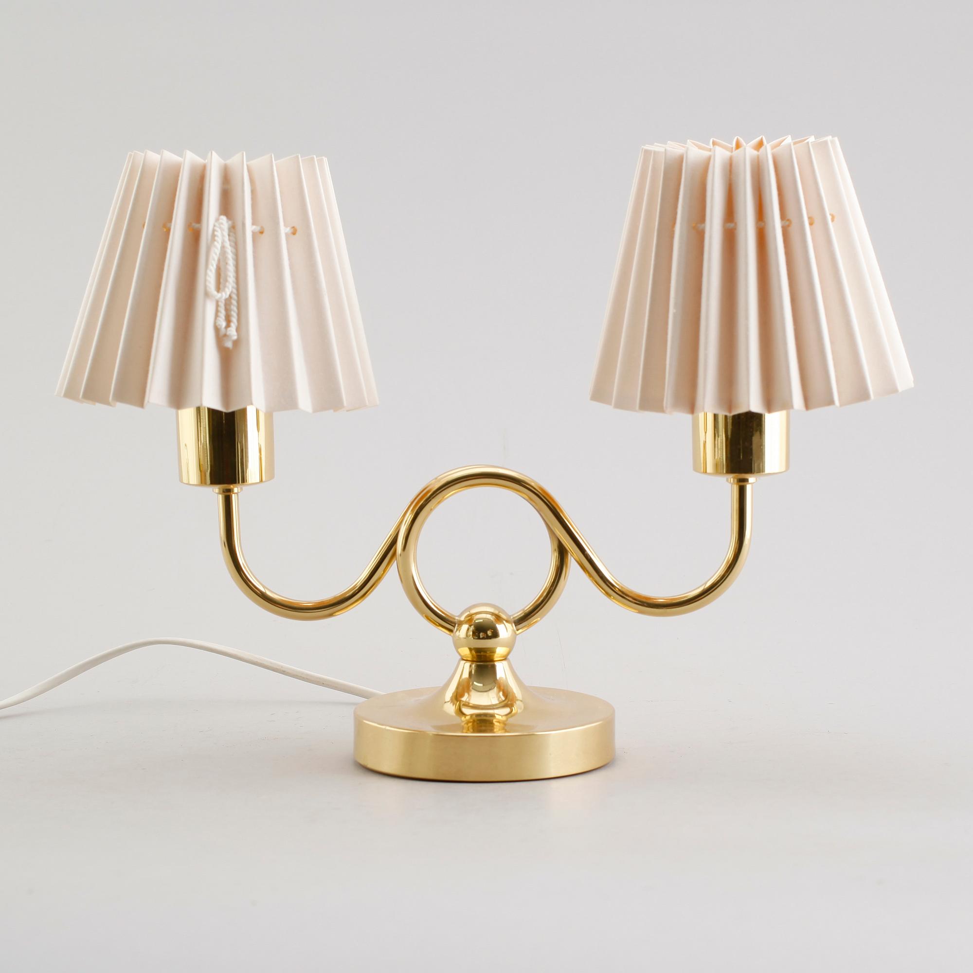 BORDSLAMPA, mässing, "Smycket" nr 2483/1, Josef Frank, Svenskt Tenn.