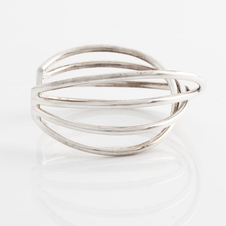 Georg Jensen, armring, silver, "dubbel allians", design Allan Scharff.