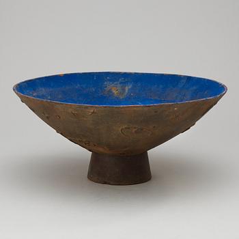 An Olof Hult cast iron jardinière, Näfveqvarn.