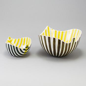 STIG LINDBERG, skålar, 2 st, fajans, Gustavsberg studio 1950-tal.