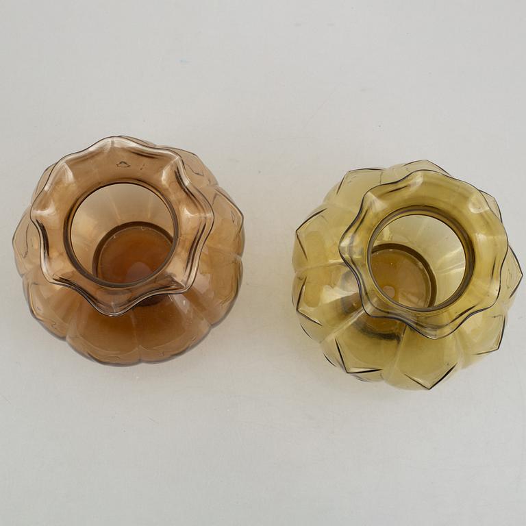 Edvin Ollers, a pair of glass vases, Elme Glasbruk, Sweden, 1930's.