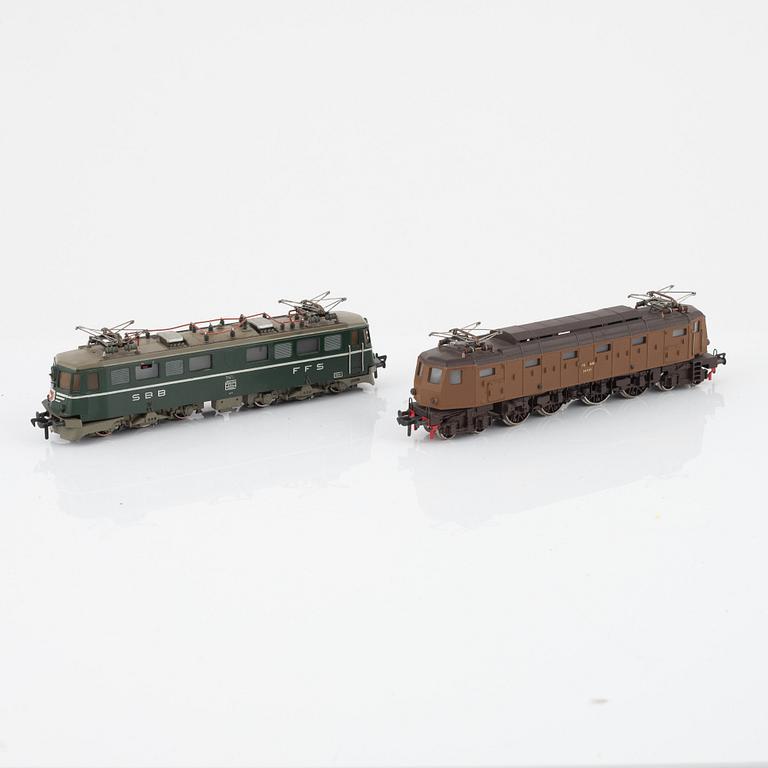 Fleischmann,two scale model locomotives, gauge H0.
