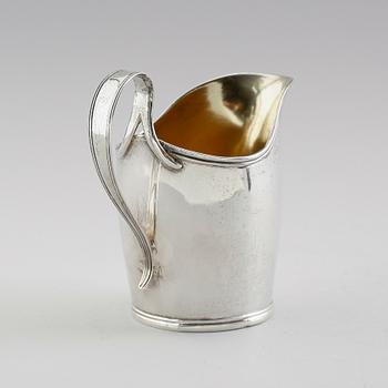 GRÄDDKANNA, silver, Johan Petter Grönvall, Stockholm 1811. Vikt ca 101 gram.